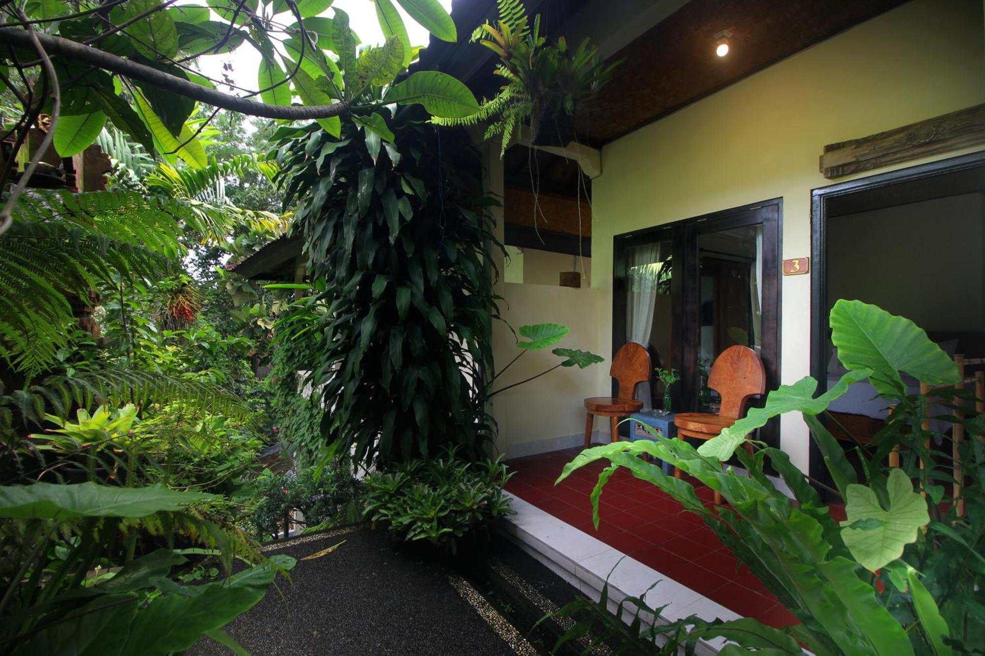 Sari Gong Guest House, A Trishula Collection Ubud Exterior foto