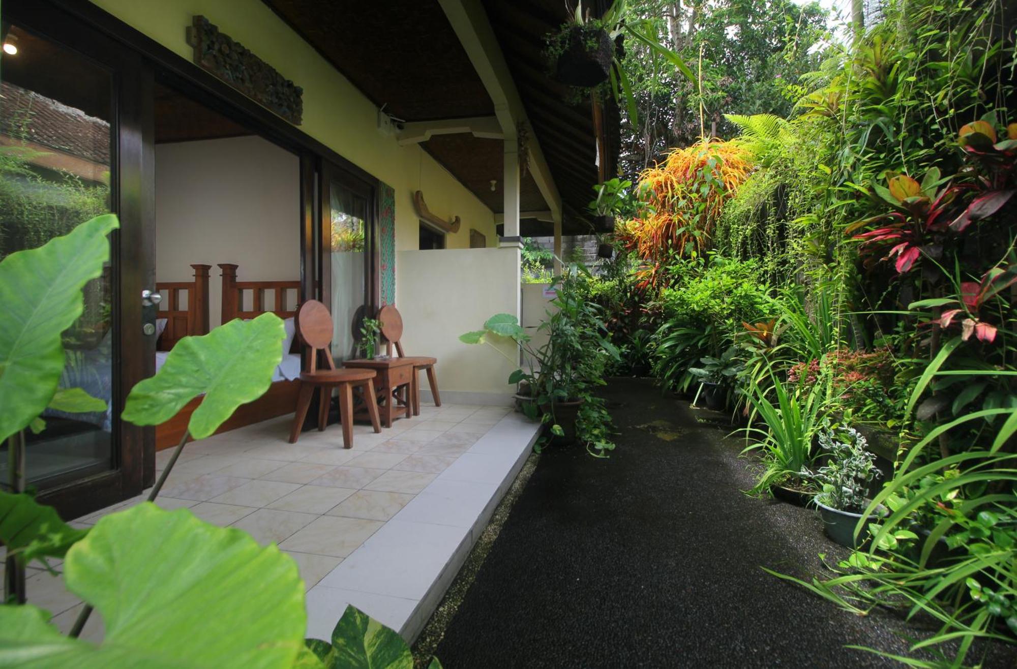 Sari Gong Guest House, A Trishula Collection Ubud Exterior foto